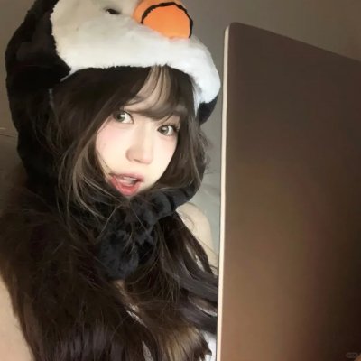 这个婶婶画风不对